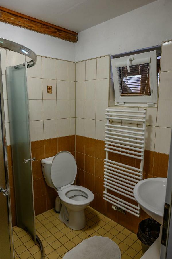Penzion Tyra Тржінец Екстер'єр фото